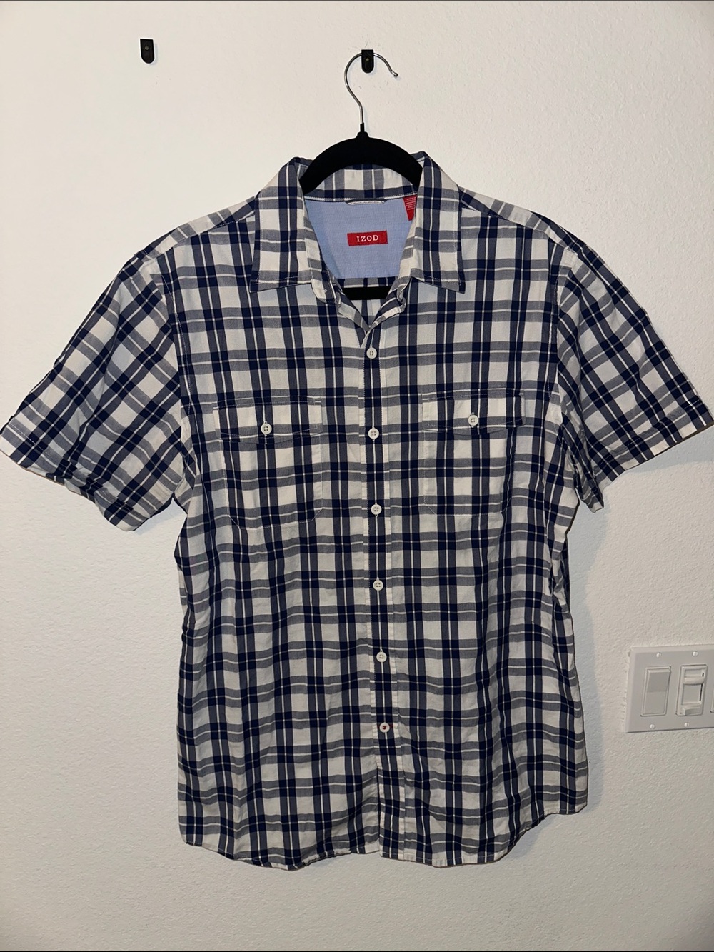 Men’s Izod Navy and White Plaid Short-Sleeve Button-Down Shirt